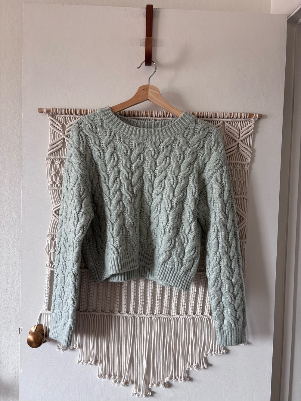 Cropped Cable Knit Sweater in Mint Green Junior XL